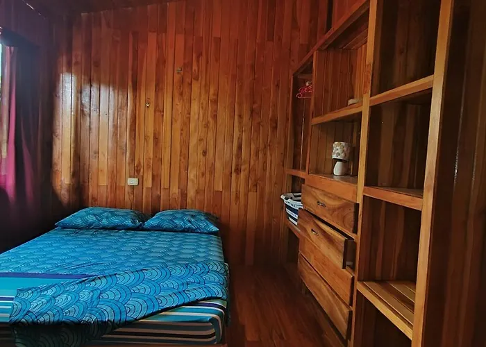 Mar Y Sol Lodge Sámara